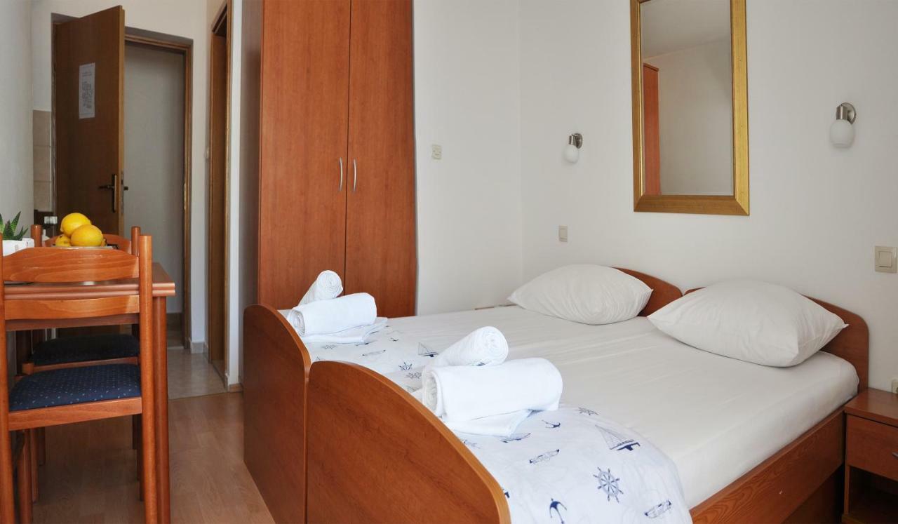Sunrise Apartments And Studio Apartments 1 Lokva Rogoznica Ngoại thất bức ảnh